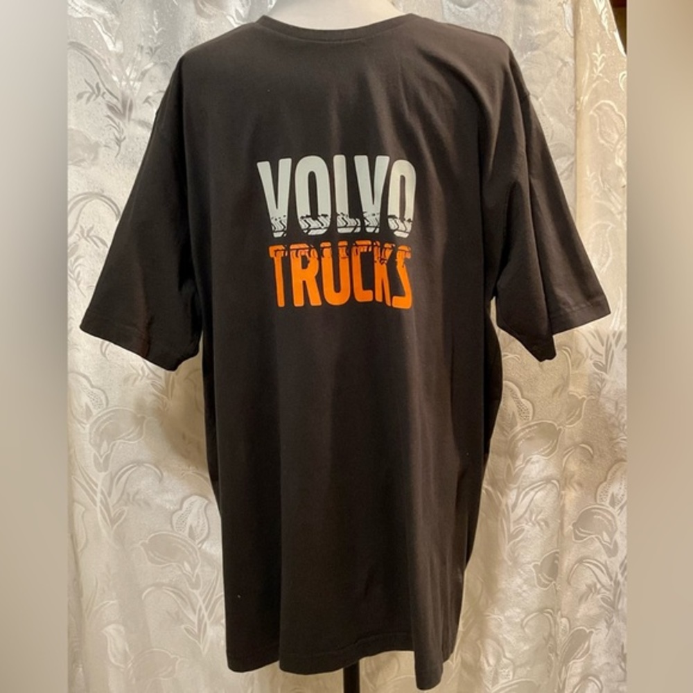 Volvo Trucks Gray T-Shirt 2XL